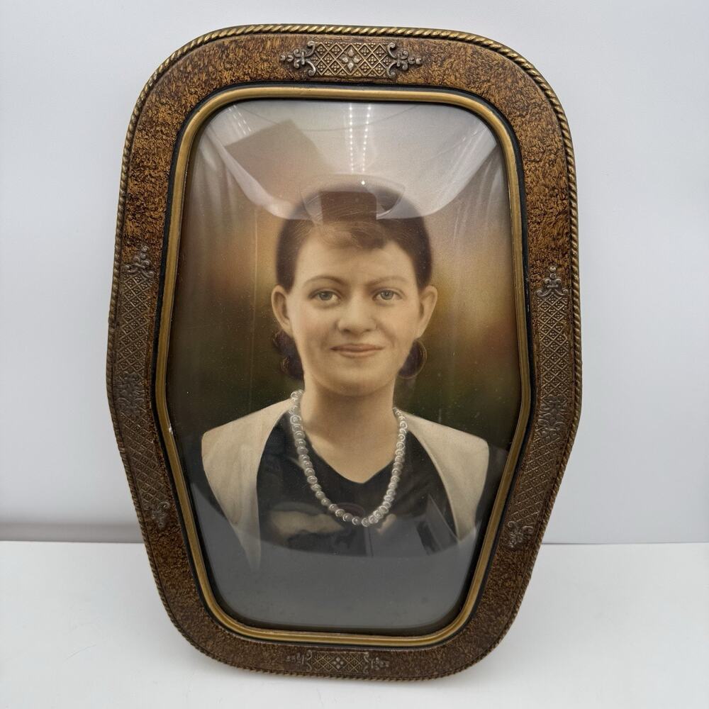 Antique Convex Bubble Glass Wood Frame Master Art Chicago Portrait Young Woman